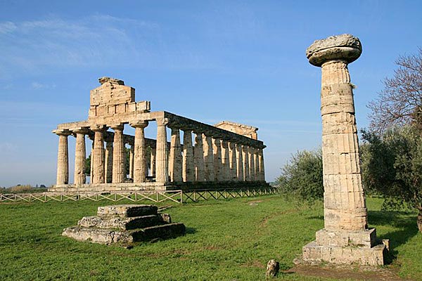 Paestum temples monumentaux